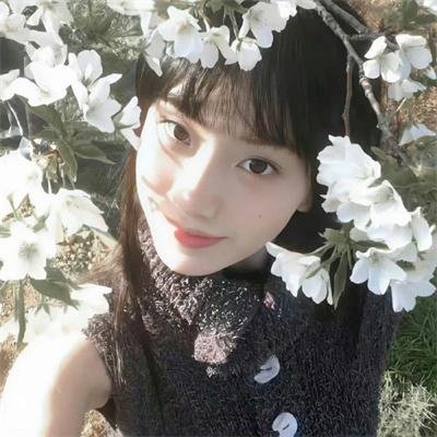 二人漫步几春秋